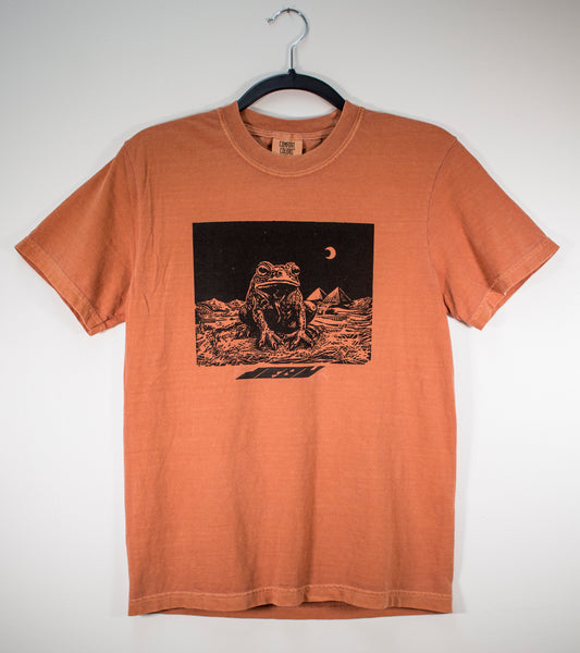 Pyramid Builder - Woodcut Printed T-Shirt